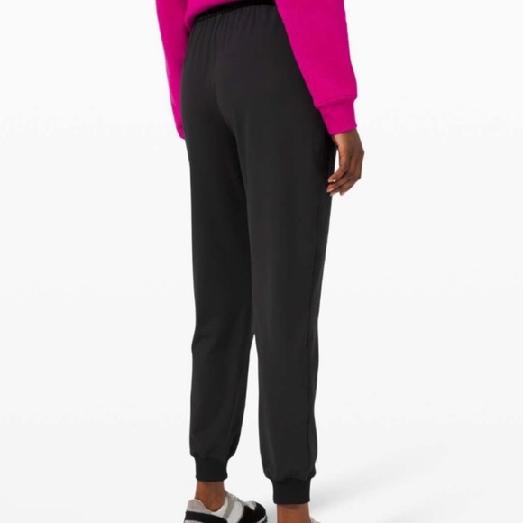 Lululemon Keep Moving Jogger size 14 Black W5CV4S - Picture 2 of 5